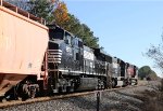 NS 9570 trails NS 2517 and CP 9735 on train 61U